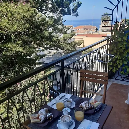 Vittorio Veneto - Center Guest house 3*